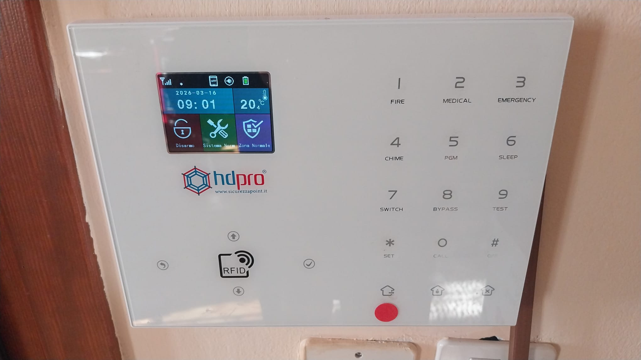 Centrale Antifurto Alexa Google Assistant WIFI HDPRO 4G TOP WIFI+GSM COLOUR tripla frequenza HDPRO® App e 2 Proxy